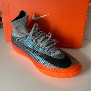 MercurialX Proximo II CR7 IC